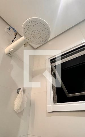 Apartamento à venda com 82m², 2 quartos e 1 vaga Apartamento à venda com 82m², 2 quartos e 1 vagaBanheiro da Suíte