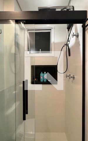 Apartamento à venda com 82m², 2 quartos e 1 vaga Apartamento à venda com 82m², 2 quartos e 1 vagaBanheiro