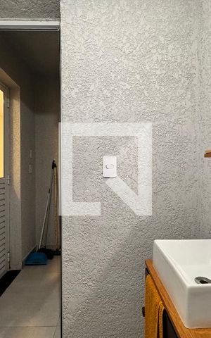Apartamento à venda com 82m², 2 quartos e 1 vaga Apartamento à venda com 82m², 2 quartos e 1 vagaLavabo