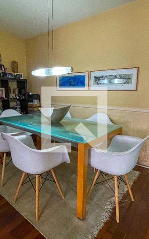 Apartamento à venda com 117m², 3 quartos e 1 vaga Apartamento à venda com 117m², 3 quartos e 1 vagaSala