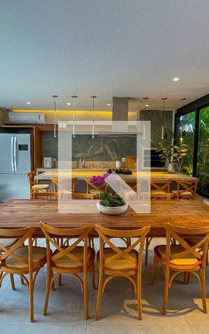 Apartamento à venda com 117m², 3 quartos e 1 vaga Apartamento à venda com 117m², 3 quartos e 1 vagaÁrea comum - Salão de festas