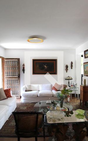 Apartamento à venda com 196m², 4 quartos e 3 vagasSala