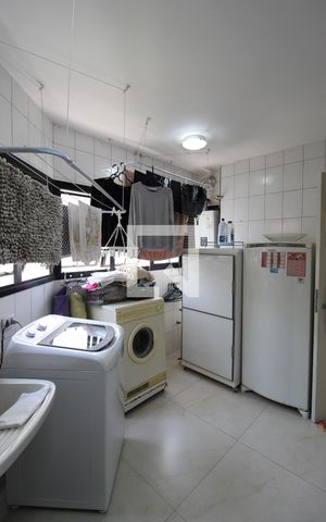 Apartamento à venda com 196m², 4 quartos e 3 vagasÁrea de Serviço