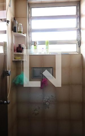 Casa à venda com 165m², 3 quartos e 2 vagasBanheiro 2