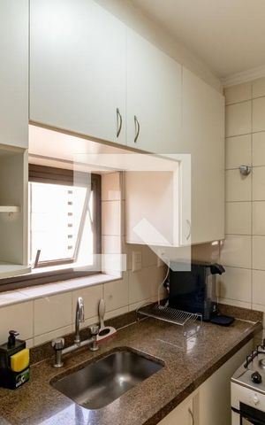 Apartamento à venda com 40m², 1 quarto e 1 vaga Apartamento à venda com 40m², 1 quarto e 1 vagaCozinha