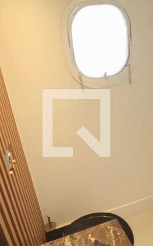 Apartamento à venda com 234m², 4 quartos e 3 vagas Apartamento à venda com 234m², 4 quartos e 3 vagasLavabo