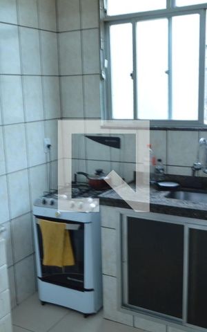 Apartamento à venda com 75m², 2 quartos e 1 vagaCozinha