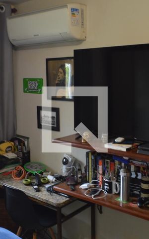 Apartamento à venda com 75m², 2 quartos e 1 vagaSuíte