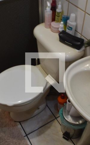 Apartamento à venda com 75m², 2 quartos e 1 vagaBanheiro da Suíte