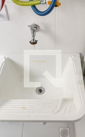 Apartamento para alugar com 45m², 2 quartos e sem vaga Apartamento para alugar com 45m², 2 quartos e sem vagaÁrea de Serviço