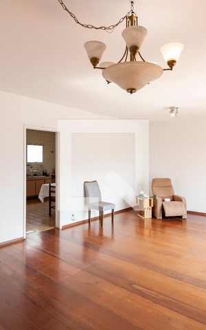 Apartamento para alugar com 146m², 4 quartos e 3 vagas Apartamento para alugar com 146m², 4 quartos e 3 vagasSala