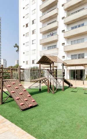Apartamento para alugar com 146m², 4 quartos e 3 vagas Apartamento para alugar com 146m², 4 quartos e 3 vagasPlayground