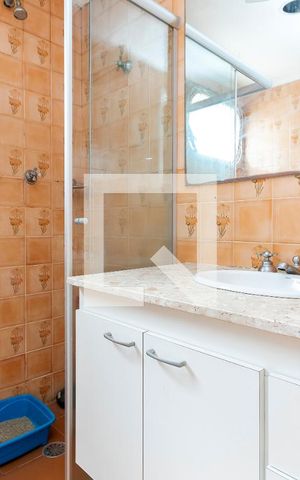 Apartamento para alugar com 146m², 4 quartos e 3 vagas Apartamento para alugar com 146m², 4 quartos e 3 vagasBanheiro da Suíte 1