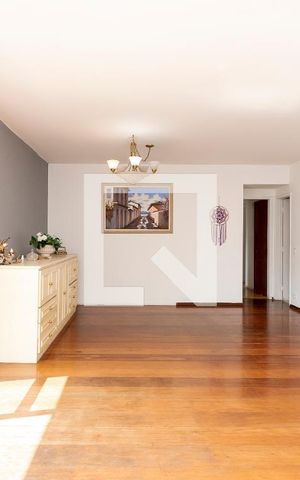Apartamento para alugar com 146m², 4 quartos e 3 vagas Apartamento para alugar com 146m², 4 quartos e 3 vagasSala