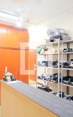 Casa à venda com 180m², 3 quartos e 2 vagasSuíte