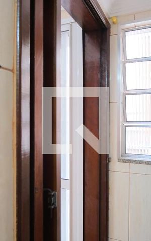 Casa à venda com 180m², 3 quartos e 2 vagasBanheiro de serviço