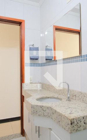 Casa à venda com 180m², 3 quartos e 2 vagasBanheiro Social