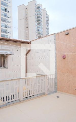 Casa à venda com 180m², 3 quartos e 2 vagasQuintal
