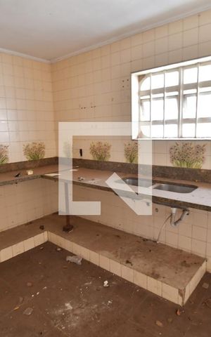 Casa à venda com 450m², 3 quartos e 4 vagasCozinha
