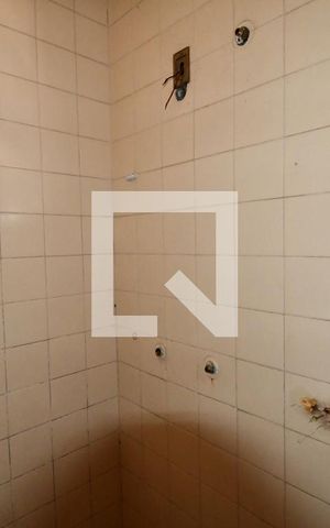 Casa à venda com 450m², 3 quartos e 4 vagasBanheiro Suíte 3 - Detalhe