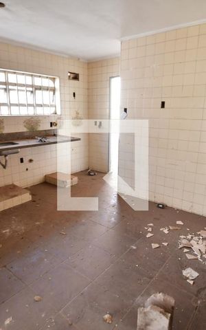 Casa à venda com 450m², 3 quartos e 4 vagasCozinha