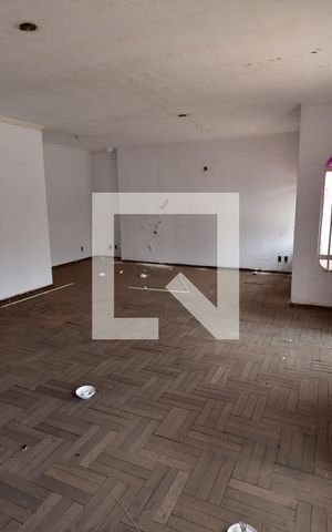 Casa à venda com 450m², 3 quartos e 4 vagasSala 4