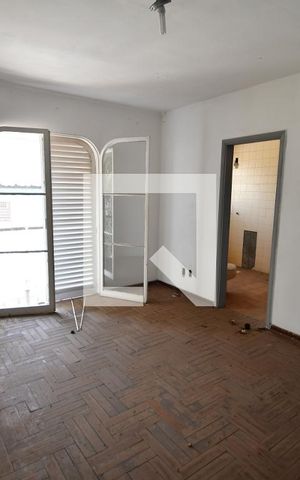 Casa à venda com 450m², 3 quartos e 4 vagasQuarto 3 - Suíte