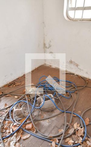 Casa à venda com 450m², 3 quartos e 4 vagasQuarto de Serviço