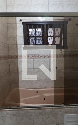 Casa à venda com 190m², 3 quartos e 4 vagasBanheiro