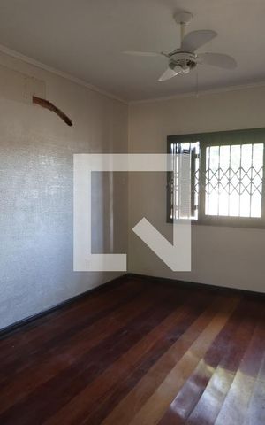 Casa à venda com 190m², 3 quartos e 4 vagasQuarto 2