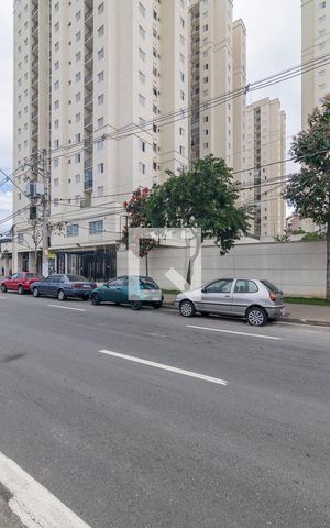 Apartamento à venda com 48m², 2 quartos e 1 vaga Apartamento à venda com 48m², 2 quartos e 1 vagaFachada