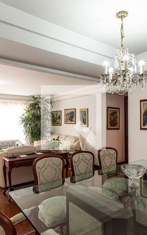 Apartamento para alugar com 170m², 4 quartos e 2 vagas Apartamento para alugar com 170m², 4 quartos e 2 vagasSala