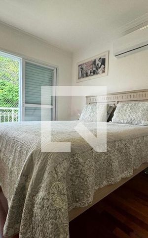 Casa de condomínio à venda com 258m², 4 quartos e 4 vagas