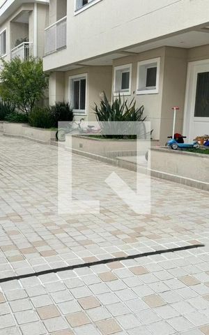 Casa de condomínio à venda com 258m², 4 quartos e 4 vagas