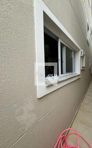 Casa de condomínio à venda com 258m², 4 quartos e 4 vagas