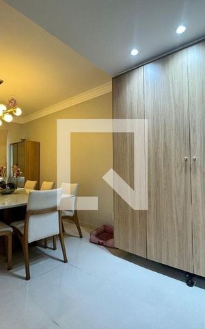 Casa de condomínio à venda com 258m², 4 quartos e 4 vagas