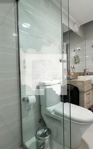 Casa de condomínio à venda com 258m², 4 quartos e 4 vagas
