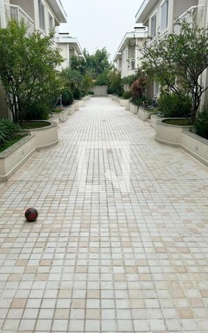 Casa de condomínio à venda com 258m², 4 quartos e 4 vagas