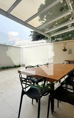 Casa de condomínio à venda com 258m², 4 quartos e 4 vagas