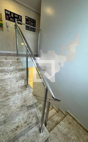 Casa de condomínio à venda com 258m², 4 quartos e 4 vagas