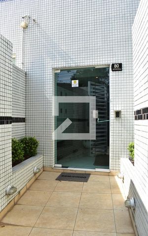 Apartamento para alugar com 125m², 2 quartos e 1 vagaEntrada do prédio