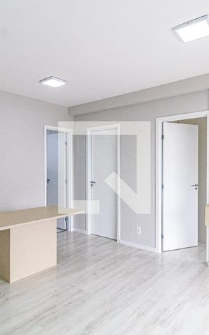 Apartamento para alugar com 44m², 2 quartos e 1 vaga Apartamento para alugar com 44m², 2 quartos e 1 vagaStudio