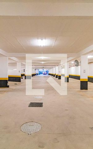 Apartamento para alugar com 44m², 2 quartos e 1 vaga Apartamento para alugar com 44m², 2 quartos e 1 vagaÁrea comum - Estacionamento