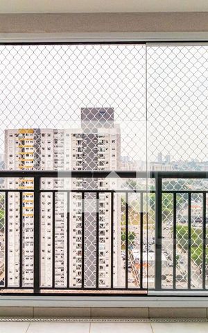Apartamento para alugar com 44m², 2 quartos e 1 vaga Apartamento para alugar com 44m², 2 quartos e 1 vagaVaranda
