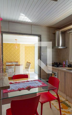 Casa para alugar com 200m², 3 quartos e 2 vagas Casa para alugar com 200m², 3 quartos e 2 vagasCozinha - Armários