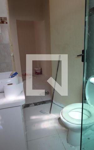 Casa à venda com 240m², 3 quartos e 2 vagasBanheiro