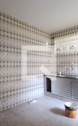 Casa à venda com 240m², 3 quartos e 2 vagasCozinha