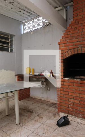 Casa à venda com 240m², 3 quartos e 2 vagasQuintal