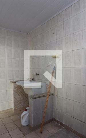 Casa à venda com 240m², 3 quartos e 2 vagasLavanderia