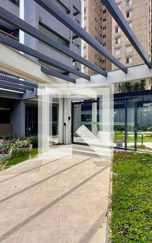 Studio para alugar com 25m², 0 quarto e sem vaga Studio para alugar com 25m², 0 quarto e sem vagaFachada
